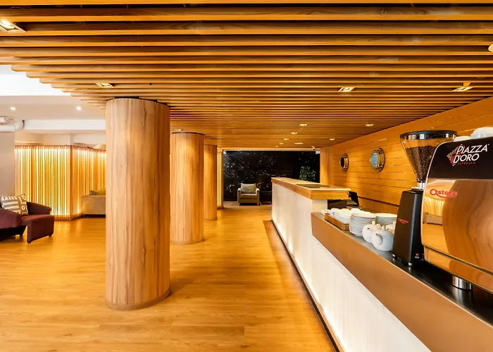 Arck Hotel 4*